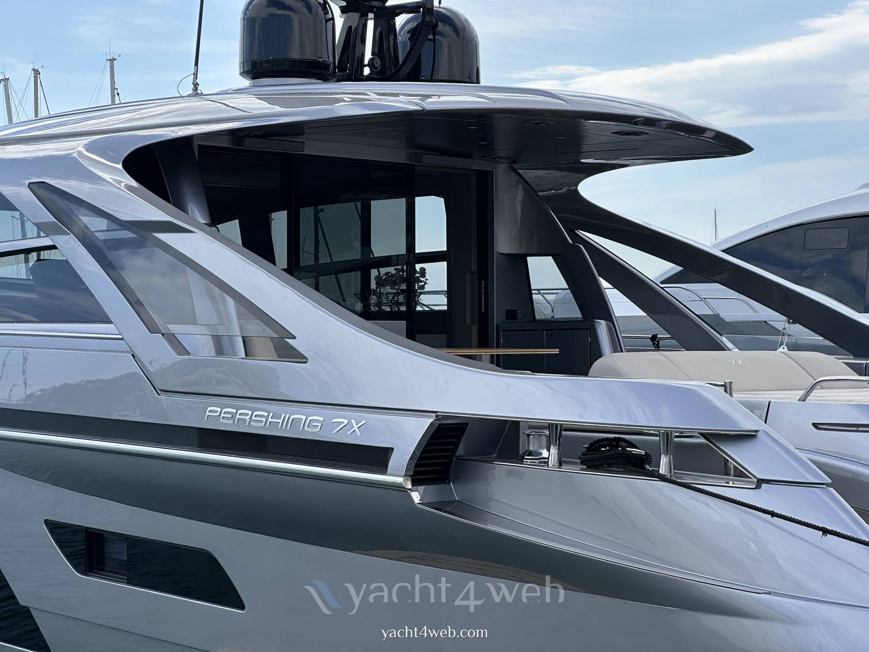 Pershing 7x Motoryacht