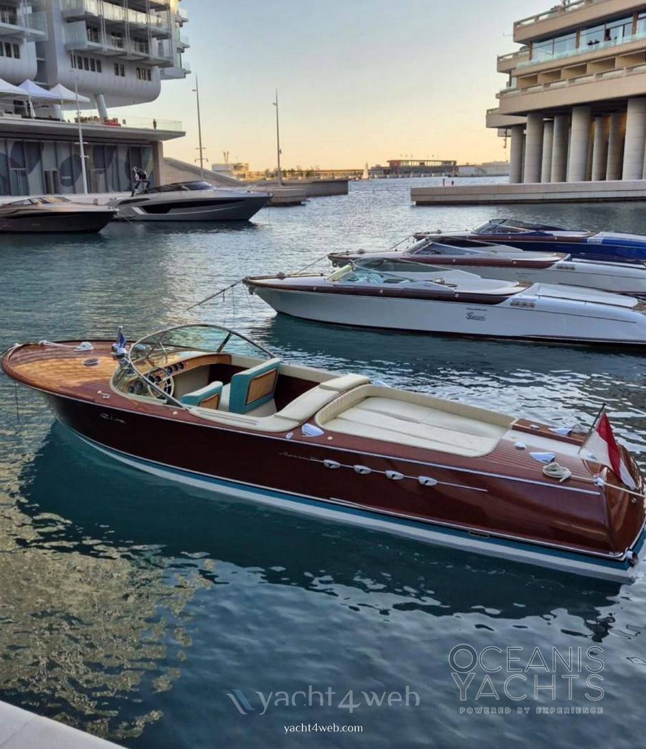 Riva Aquarama super Motoryacht