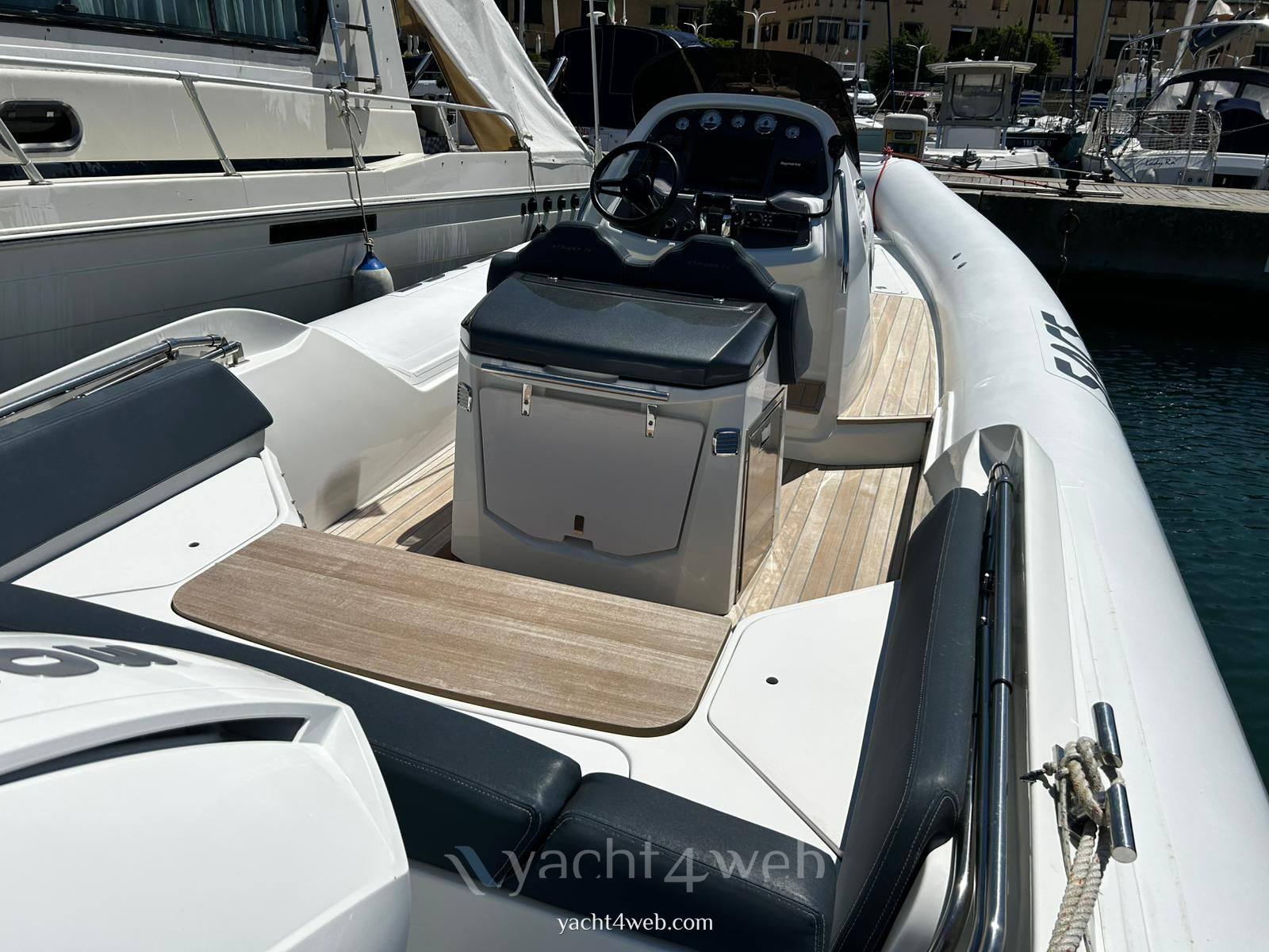 Sacs marine Strier 10