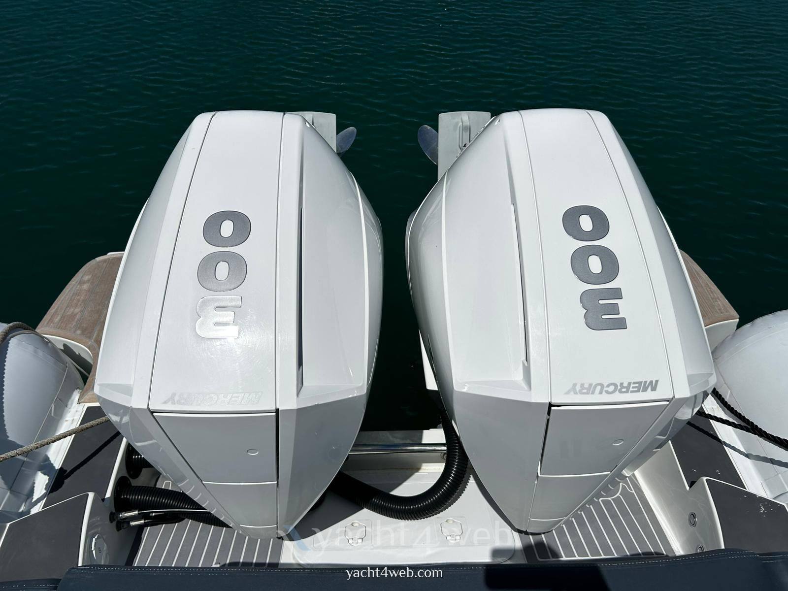 Sacs marine Strier 10 usato
