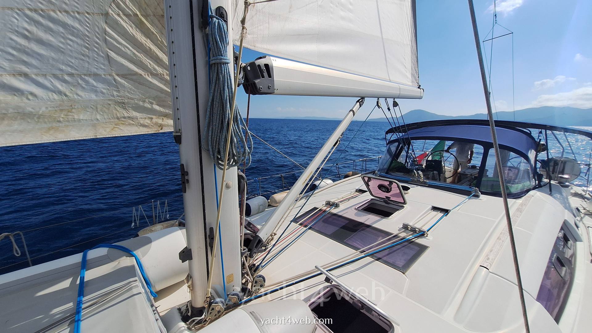 Beneteau Oceanis 54 Vela