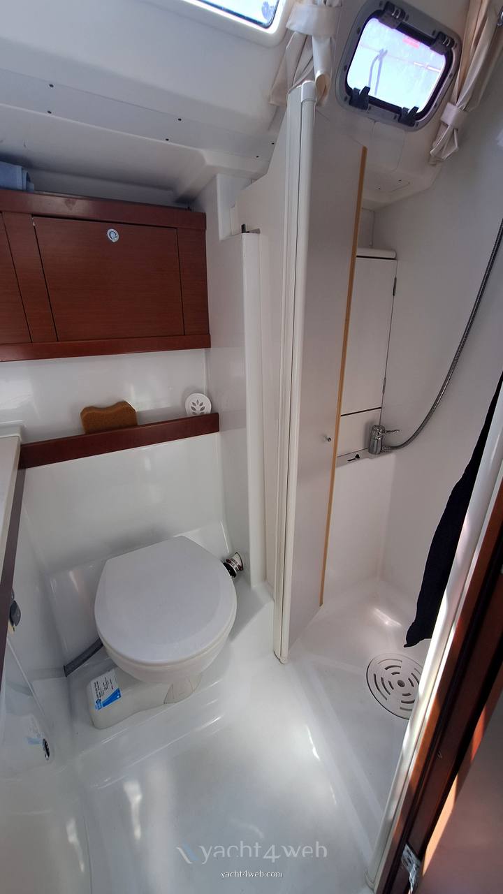 Beneteau Oceanis 54 Vela