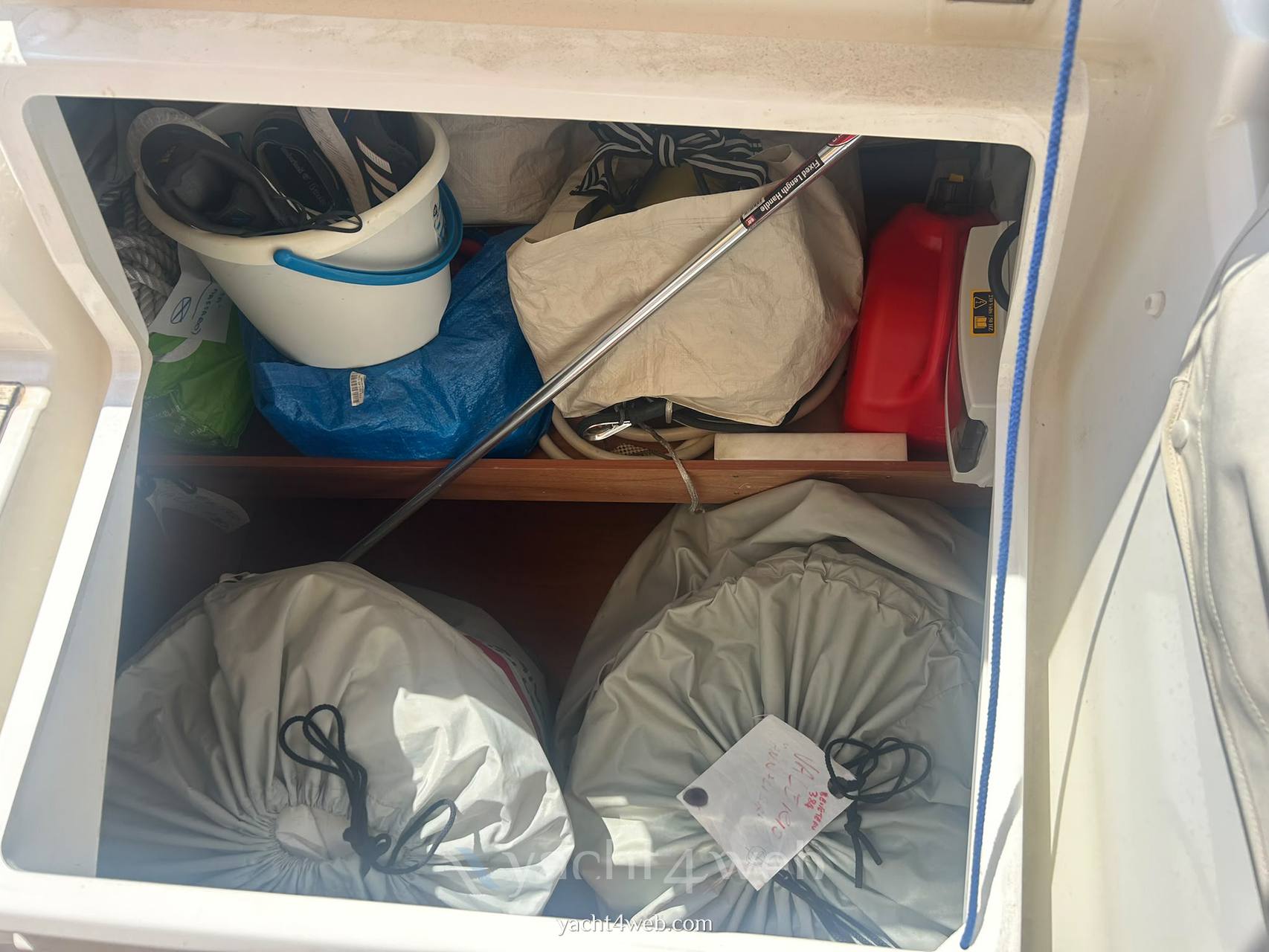 Beneteau Oceanis 38 usato