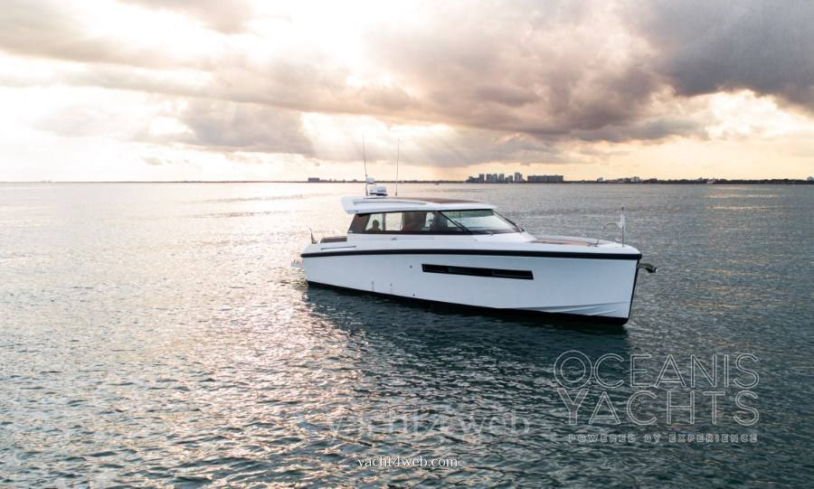 Delta powerboats 33 coupé
