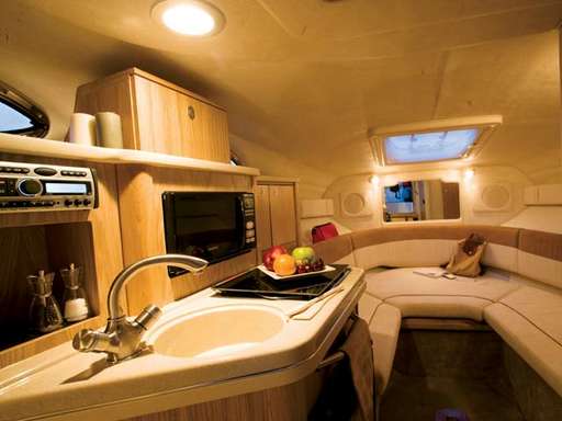 Sea ray Sea ray 255 cabin