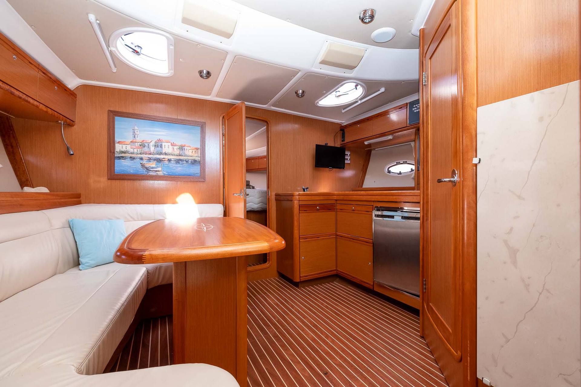 Bavaria 37 ht sport