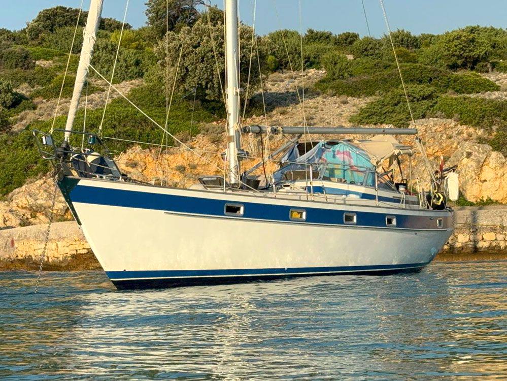 Hallberg rassy 38