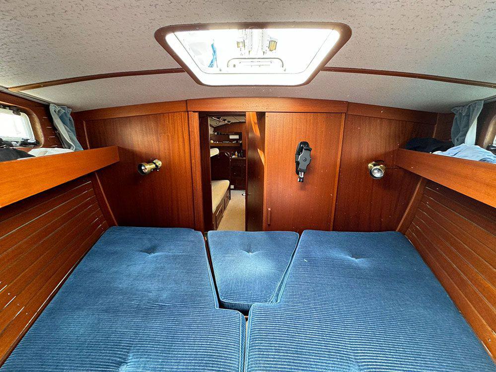 Hallberg rassy 38