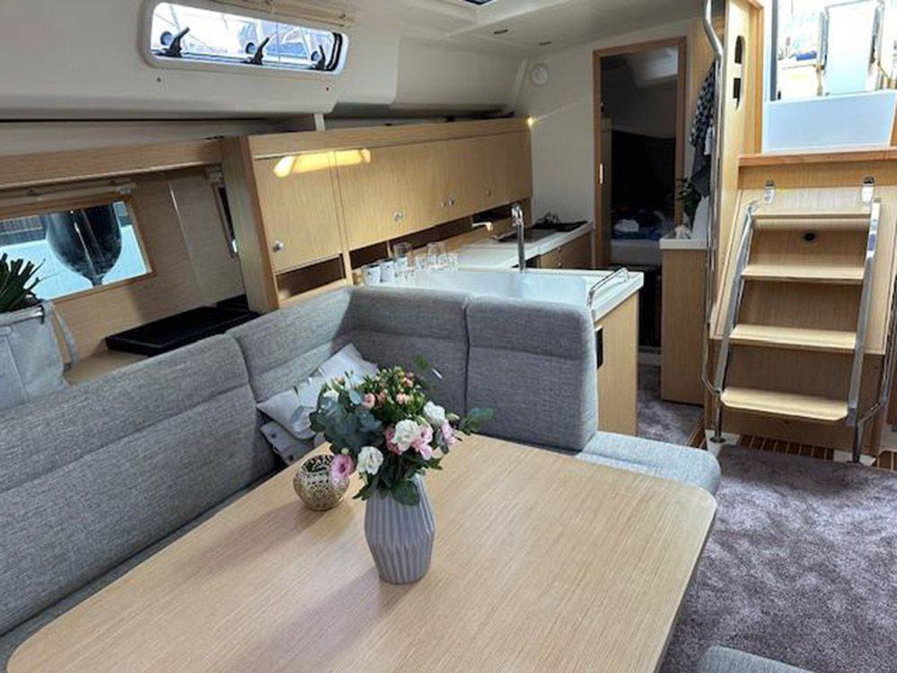 Hanse 455