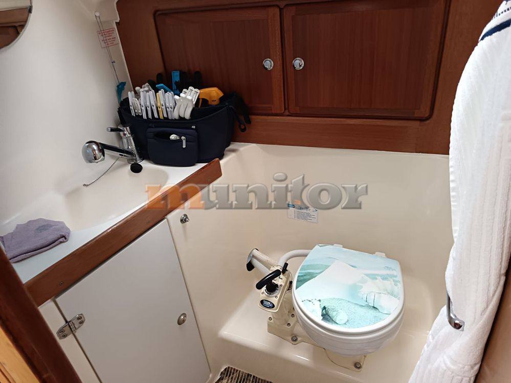 Bavaria 35 holiday Flybridge