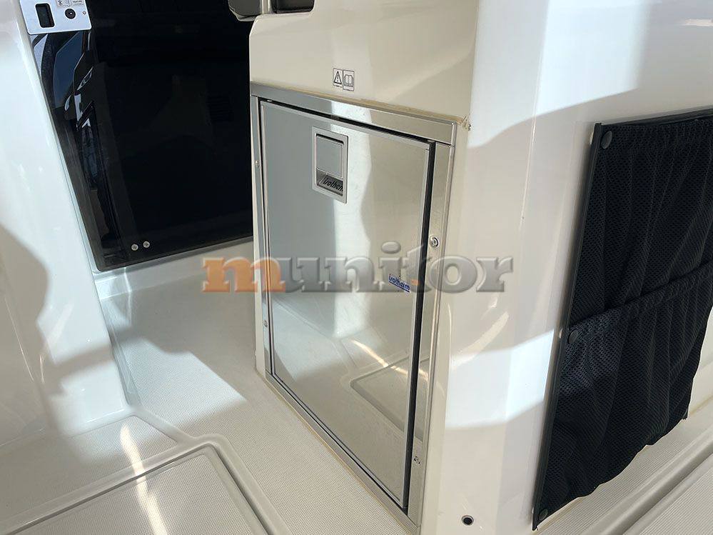 Jeanneau Cap camarat 7.5 wa Flybridge usato