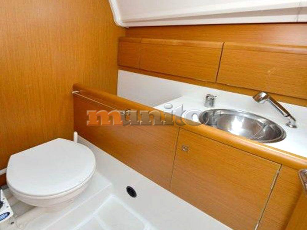 Jeanneau 33i Flybridge usato