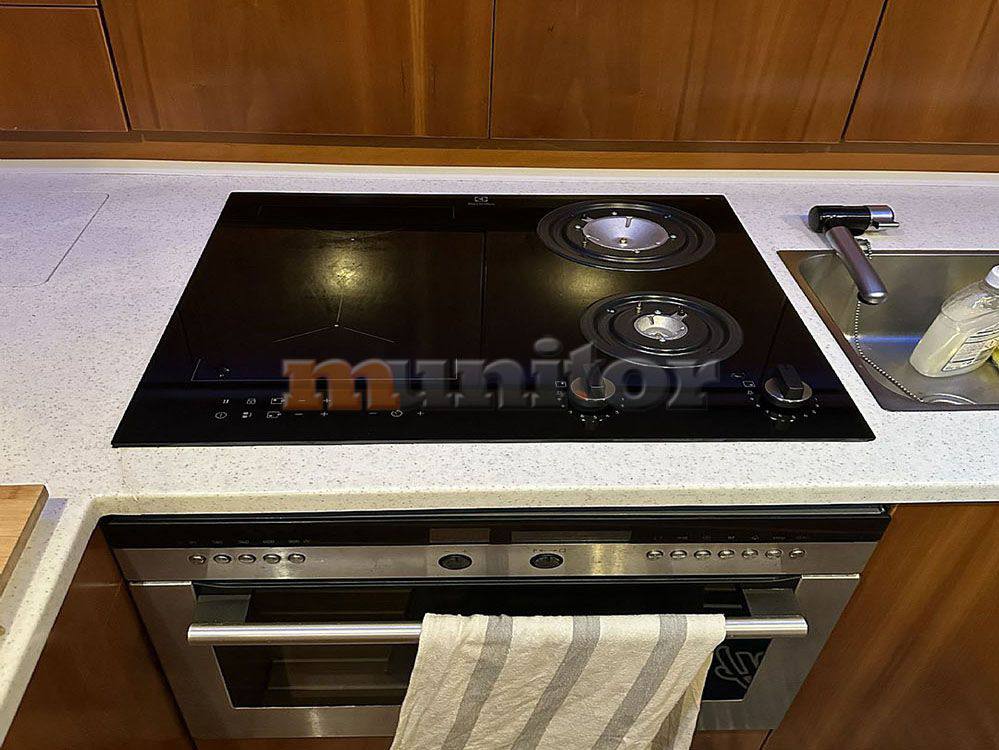 Triplast Y 40 bateau à voile