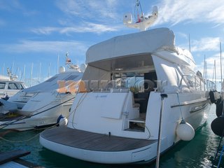 Admiral Yachts 62 fly