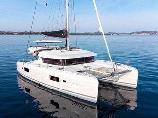 Lagoon 42