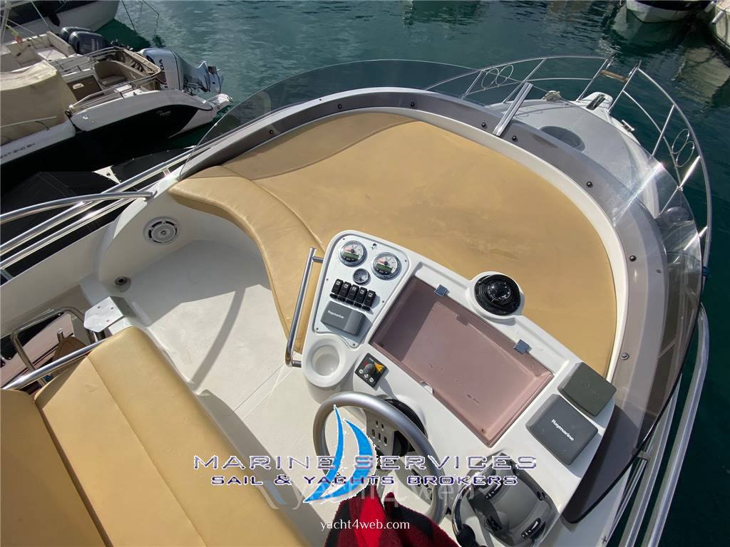 Sessa marine 32 dorado Motorboot gebraucht zum Verkauf