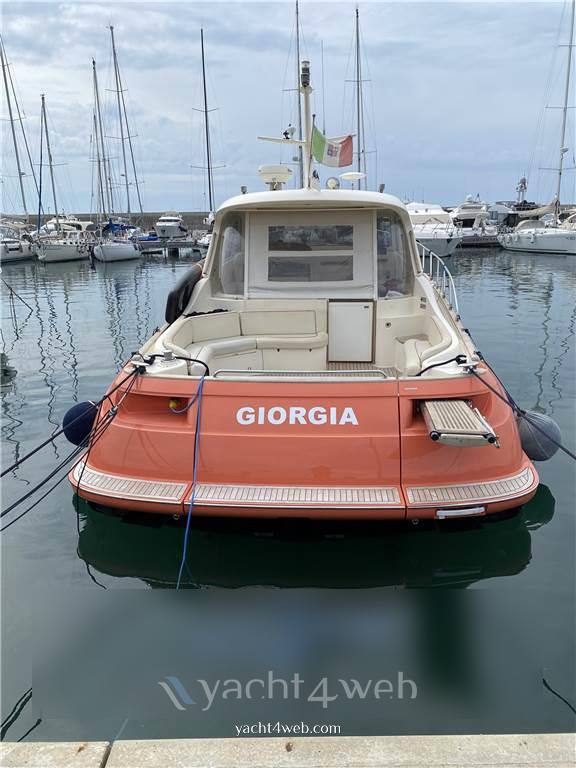Mochi craft Mochi 44 dolphin Моторная лодка используется для продажи