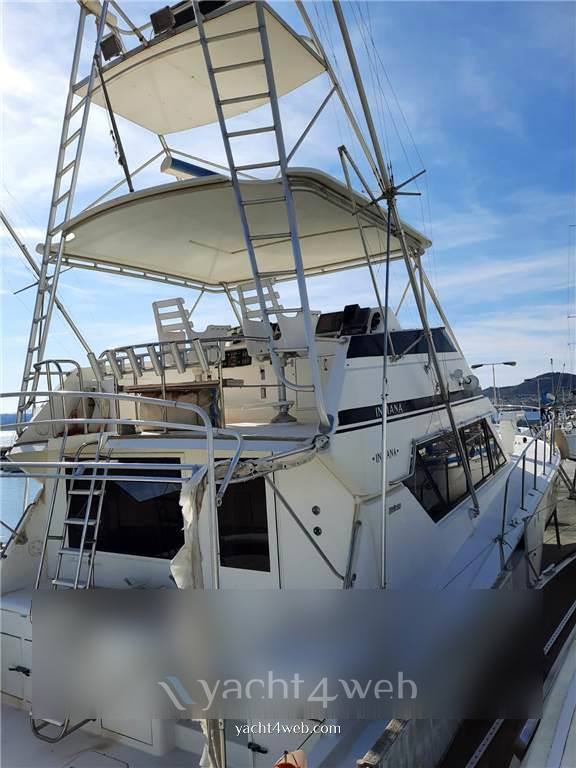 Hatteras 54 convertible Моторная лодка используется для продажи