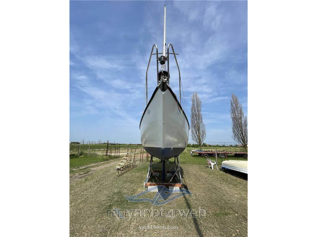 Comar Comet 800 Sailing boat used for sale