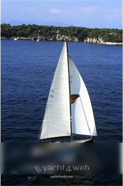 Maxi dolphin 65’ Cruzador de vela