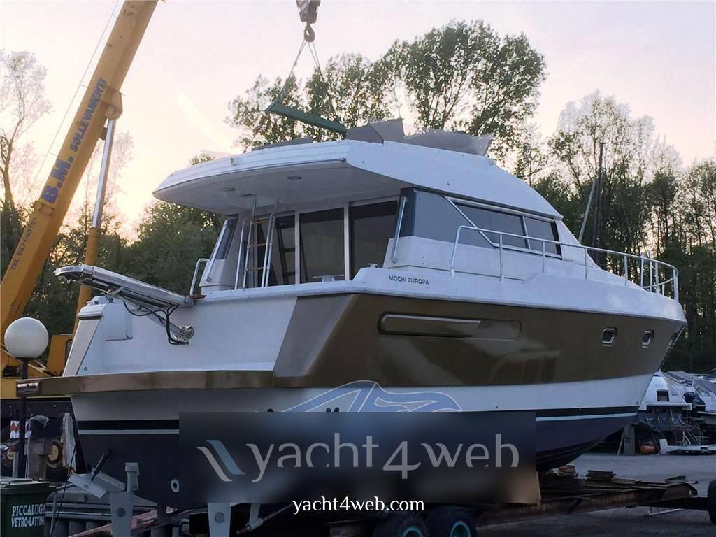 Mochi craft 40 europa Motorboot gebraucht zum Verkauf
