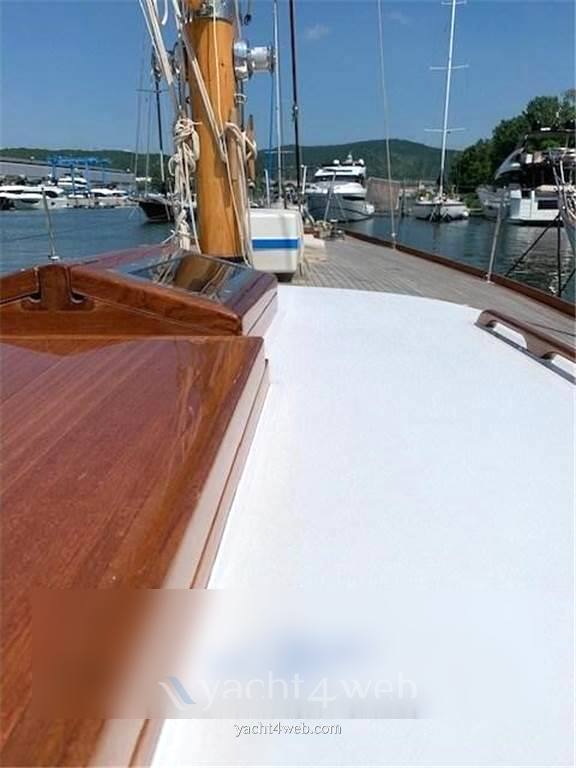 Custom Sciarrelli 47 Моторная лодка используется для продажи