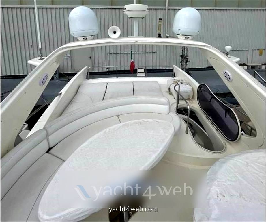 Azimut 55 motor boat