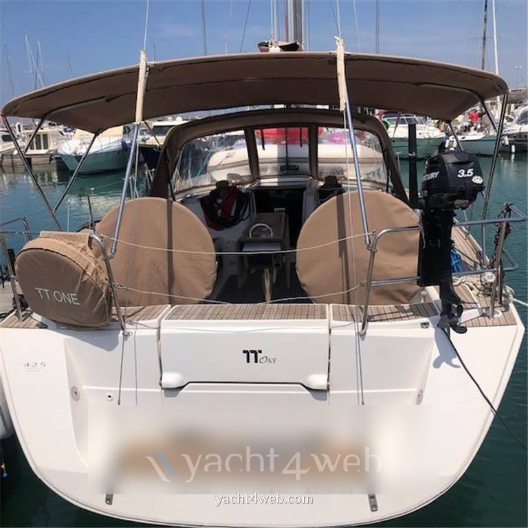 Dufour yachts 425 grand large Sailing boat used for sale
