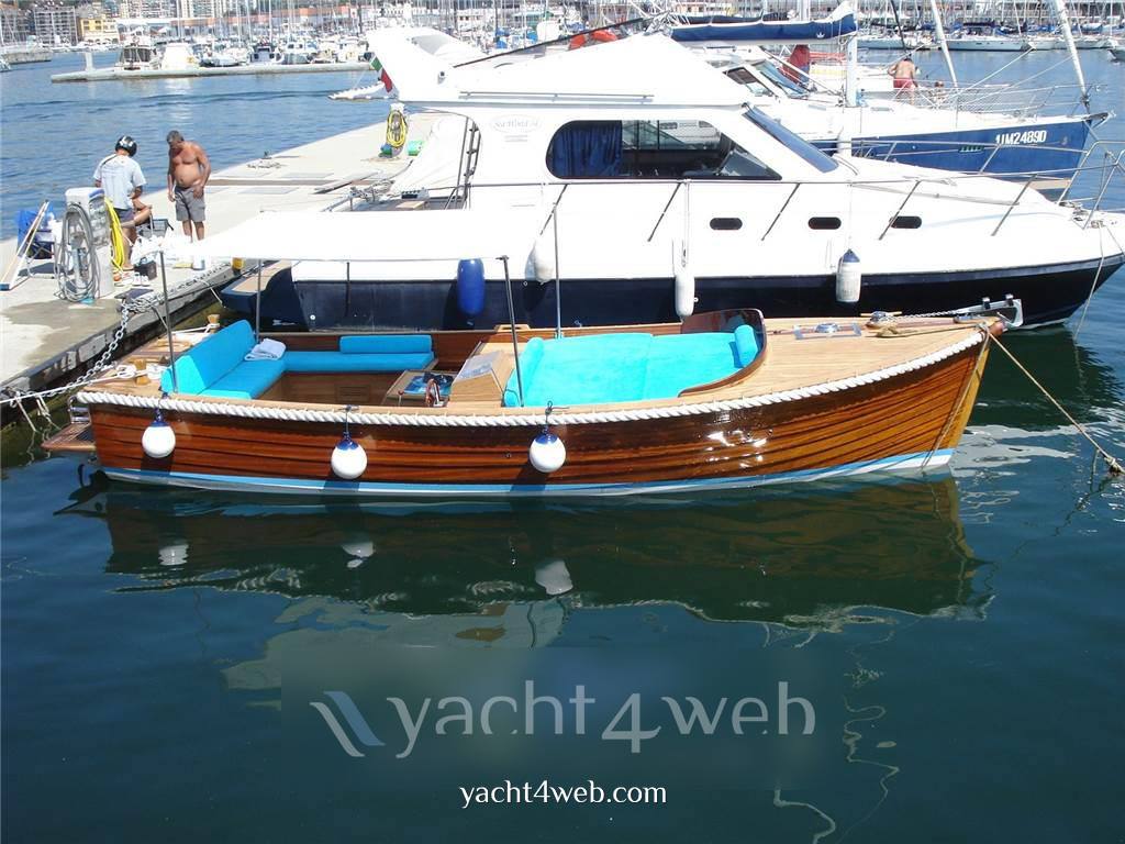 Mussini Giorgio Utility portofino قارب بمحرك