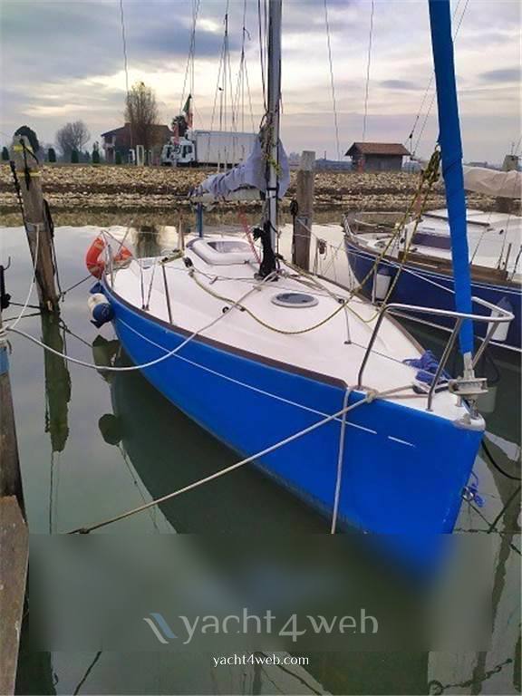 Beneteau First 210 spirit Sailing boat used for sale