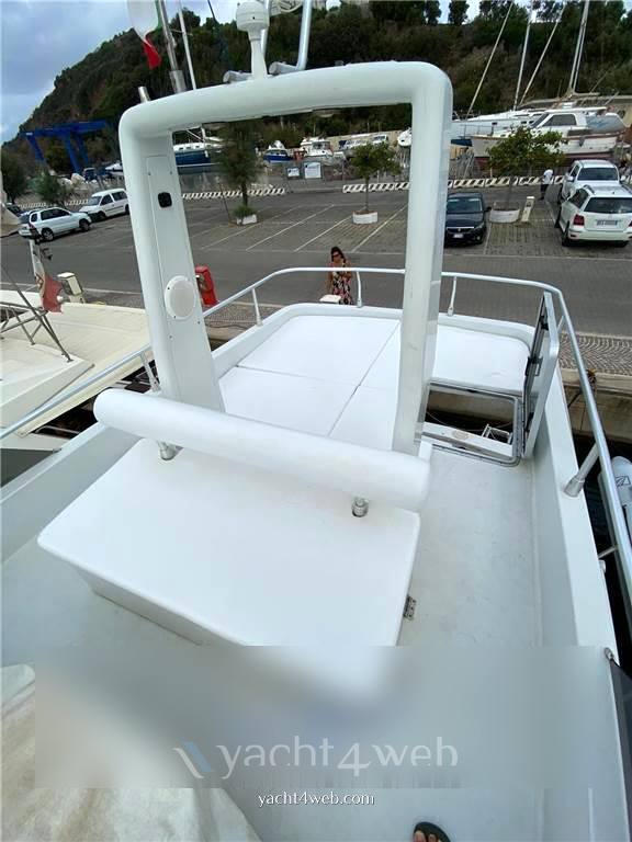 Comar Clanship 42 Моторная лодка используется для продажи