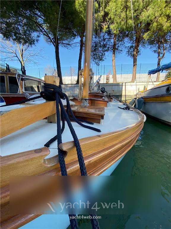 Custom Sciarrelli passera istriana Motorboot gebraucht zum Verkauf