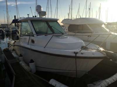 BOSTON WHALER BOSTON WHALER BOSTON 285 CONQUEST