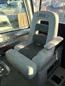 BOSTON WHALER BOSTON WHALER BOSTON 285 CONQUEST