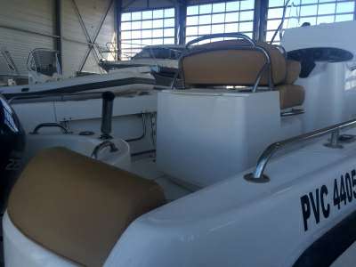 Boston whaler Boston whaler Boston 21 outrage