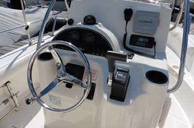 Boston whaler Boston whaler Boston 21 outrage