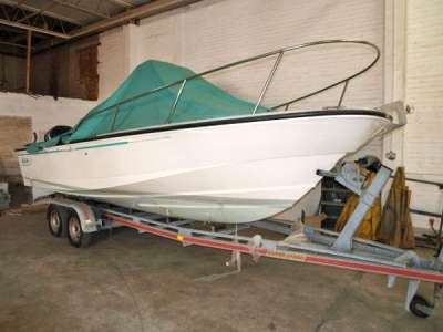 Boston whaler Boston whaler Boston 21 outrage