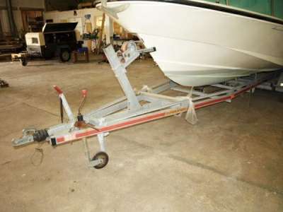 Boston whaler Boston whaler Boston 21 outrage