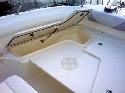 Boston whaler Boston whaler Boston 220 outrage