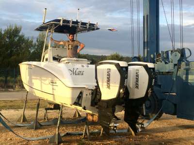 Boston whaler Boston whaler Boston 240 outrage