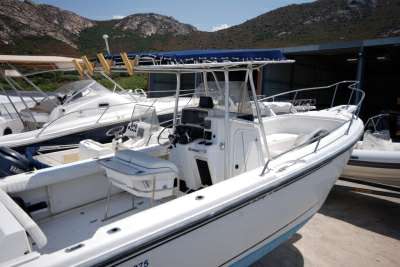 Boston whaler Boston whaler Boston 26 outrage