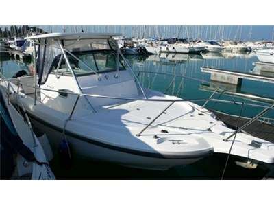 Boston whaler Boston whaler Boston 28 outrage