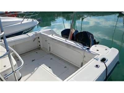 Boston whaler Boston whaler Boston 28 outrage