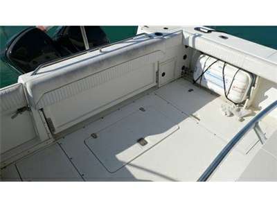 Boston whaler Boston whaler Boston 28 outrage