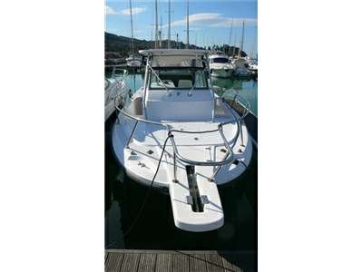 Boston whaler Boston whaler Boston 28 outrage