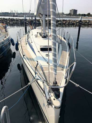 DEHLER DEHLER 33 cruising