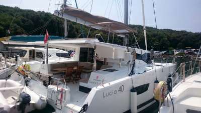 FOUNTAINE PAJOT FOUNTAINE PAJOT Lucia 40