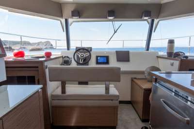 FOUNTAINE PAJOT FOUNTAINE PAJOT MY 37