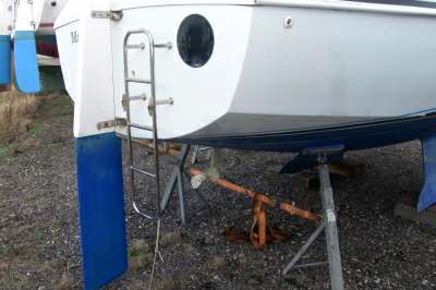 HUNTER HUNTER 245 ranger bilge keel