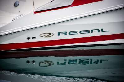 Regal Regal 2250 cuddy